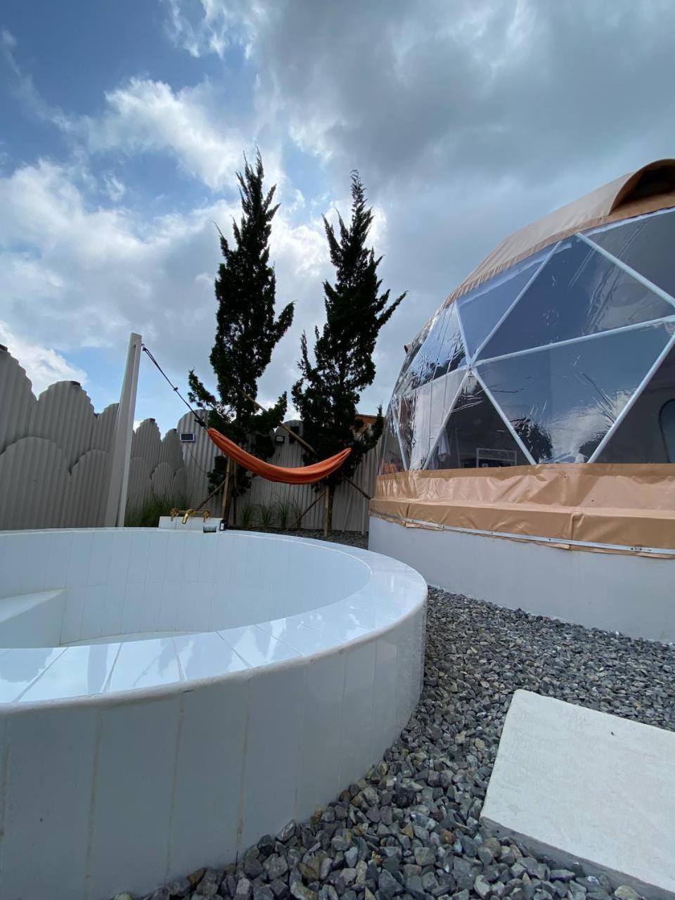 Kawoeng Glamping Tenda mewah *